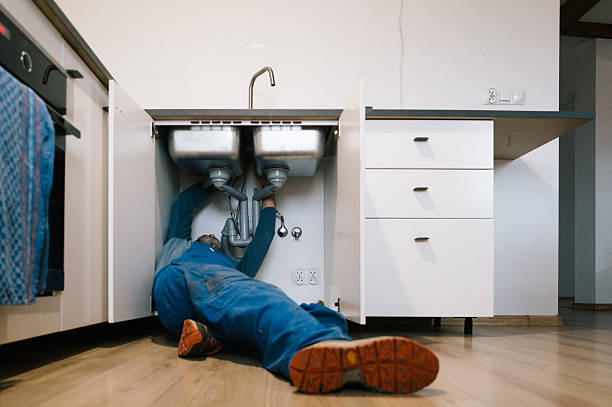 Professional Drain Cleaning technician working in Mukilteo, WA